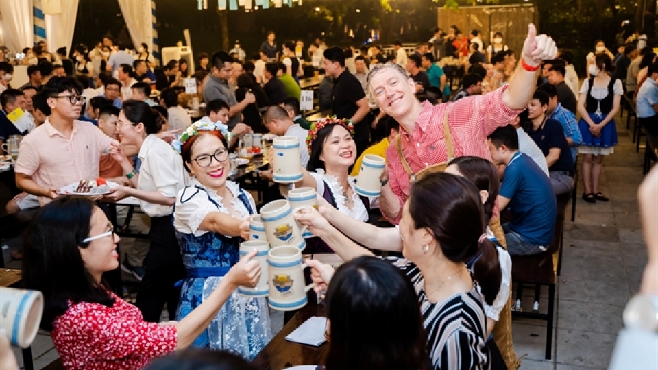 Oktoberfest, largest German beer festival in Southeast Asia, returns to Vietnam
